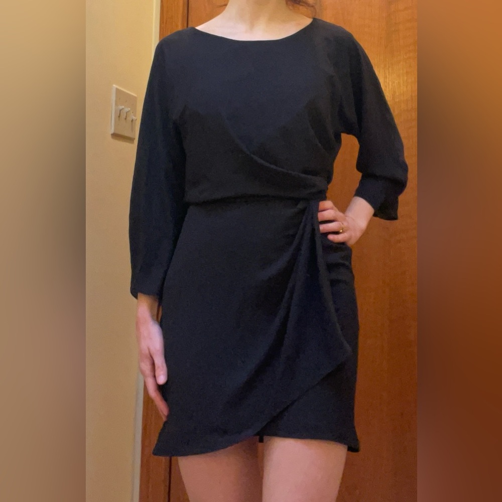 Elizabeth and James Black Long Sleeve Dress